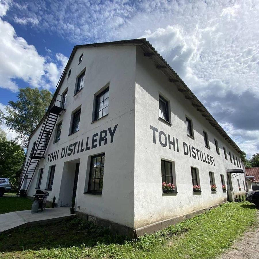 Tohi Distillery Apartments Kohila Bagian luar foto
